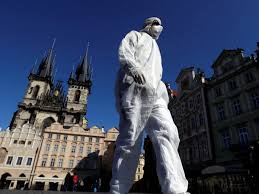 Česko), επίσημη ονομασία τσεχική δημοκρατία (τσέχικα: Tsexia 3eperasan Tis 11 000 Ta Nea Kroysmata Koronoioy Poy Katagrafhkan