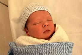 Poppy appeal box stolen from Waterloo shop (VIDEO)