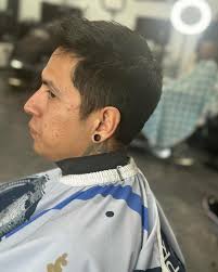 Cornell Perkins (@kingacedabarber) • Instagram photos and videos