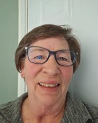 Application LINKED IN BIO