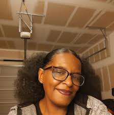 FAVORITE MIKI HOWARD SONG. MINE IS: COME SHARE MY LOVE