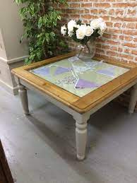 To create a fabulous living room you have to ensure that every element required to achieve perfection is present. Chic Unique Whitstable Display Coffee Table