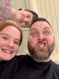 Jamie Trapp's Instagram, Twitter & Facebook