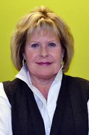 Ecumen Trustee Debbie Cervenka Forges New Paths Supporting a Mission That  Is Personal