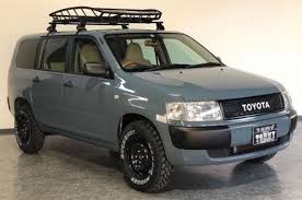 こ こんなワイルドな一面があったなんて アウトドアユースにカスタムされた車４選 camp hack キャンプハック バン 車 タウンエース suv トヨタ