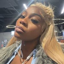 Jasmine Gilchrist's Instagram, Twitter & Facebook