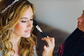 5 Things To Consider Before Hiring Your Wedding Day Makeup Artist