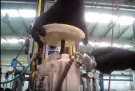 طريقة تغيير فلتر البنزين المرسال