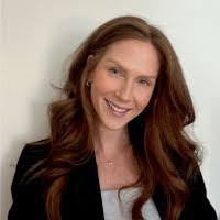 Elizabeth Armitage's Instagram, Twitter & Facebook