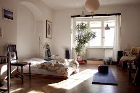 A Mattress On The Floor Apartment Bedroom Decor Mattress On Floor Home