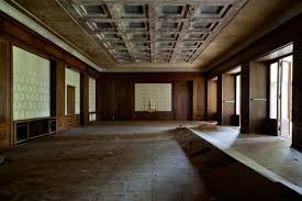 Coffers Photo Of The Abandoned Hotel Heinrich Heine Great Buildings And Structures Hotel Abandoned Places