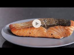 Comment Griller Un Pave De Saumon Pour Lui Donner Une Belle Coloration Pave De Saumon Saumon Alimentation