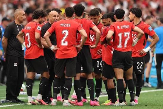 ما رأيك في قرار حسام حسن استبدال زيزو وتريزيجيه وإمام عاشور بعد 30 دقيقة؟  #صدى_البلد