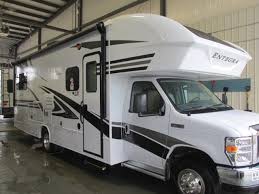 24 ft 25 foot class c rv floor plans. Top 5 Best Small Motorhomes Under 25 Feet Rvingplanet Blog