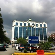 Selayang city council mendapat keputusan 'baik' untuk bahagain penarafan indeks akauntabiliti dalam laporan audit negara tahun 2007. Majlis Perbandaran Selayang Mps Capitol Building