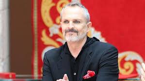 Olvídame tú (with marco antonio solís). Preparan Serie De Miguel Bose Para 2021 Entornointeligente