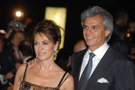 Da oggi, 7 gennaio, torna su rai uno la popolare serie televisiva che dio ci aiuti, la storia di suor angela, spin off di don matteo, interpretata dall'attrice fiorentina elena sofia ricci.si rinnova quindi l'appuntamento con una della serie a sfondo religioso più amata dagli italiani. Elena Sofia Ricci E Il Trauma Nascosto Per 45 Anni Roba Da Donne