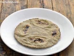 Jowar Roti Recipe Jowar Ki Roti Healthy Jowar Roti Sorghum Roti In 2021 Roti Recipe Roti Desserts