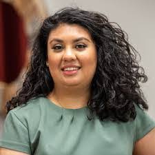 Kara Sapp's Instagram, Twitter & Facebook