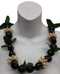 Kukui Nut With Cowrie And Leaves Necklace Leaf Necklace Necklace Kukui Nut