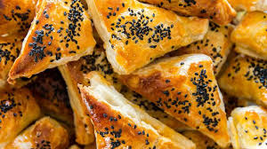 البف باستري بالجبن والزعتر أطيب طبخة