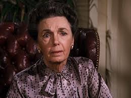 Mamie Walton's Instagram, Twitter & Facebook