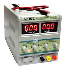 Ecco un piccolo video che mostra il mio ultimo progetto. Alimentatore Da Banco Stabilizzato Regolabile 0 30 Volts 5 Ampere Fai Da Te Trasformatori