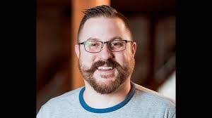 Nicki Payne's Instagram, Twitter & Facebook