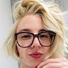 Katie Masters's Instagram, Twitter & Facebook