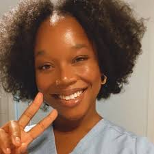 Noah Wyle's medical drama, “The Pitt,” sparked a new connection with and  appreciation for his mom.