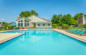 The preakness is located close to the busy fm 1960 strip and the many businesses along it. Preakness Apartments Antioch Tn Apartments Com