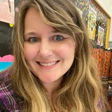 Kelli Snyder (@KelliSnyder19)