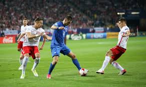 Niestety drugą żółtą i w konsekwencji czerwoną kartkę zobaczył w 62. Polska Slowacja 1 2 Skrot Meczu Euro U21 Pilka Nozna