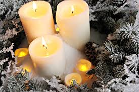 How To Make A Christmas Centerpiece From A Wreath