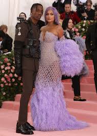 May 21, 2021 · kylie jenner is setting the record straight on her relationship status with travis scott — sort of. Kylie Jenner And Travis Scott Split Up Is This The Reason