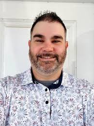 Darin Lunsford's Instagram, Twitter & Facebook