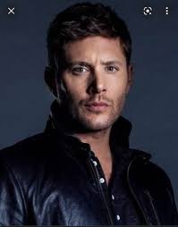 What sort of character should Jeffrey Combs play in some future Orville  episode? 😜🤓🖖🏻