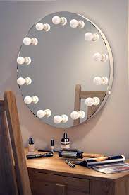 Downsides of cheap vanity mirrors with lights. Makeup Hollywood Mirror Hollywood Mirror Hollywood Mirror With Lights Round Light Bulbs