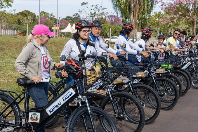 Agentes de Endemias Recebem Bicicletas El&eacute;tricas para Refor&ccedil;ar A&ccedil;&otilde;es nos Bairros