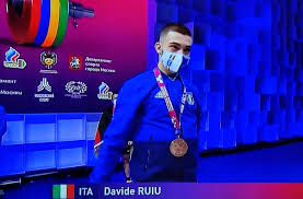 Dal 1960 ad oggi gli azzurri hanno conquistato il titolo di campione d'europa una sola volta, nel 1968, ma in molte altre occasioni si sono avvicinati. Europei Davide Ruiu Di Bronzo Federpesistica