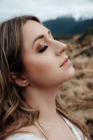 SHAYLA — Rose Quartz Beauty