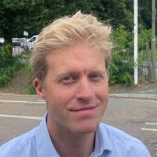 Andrew Burley (@OxshottCllr)