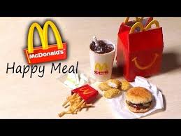 Miniature Happy Meal Mcdonald S Inspired Polymer Clay Tutorial Miniature Food Miniature Food Tutorials Clay Food