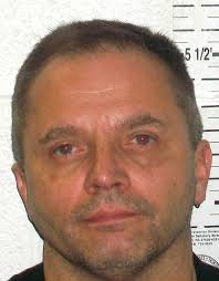 Police arrest NC man who possessed dozens of venomous snakes