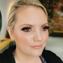 The Make-Up Mentor (@makeupmentormum)