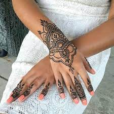 Termine sind in berlin und umgebung möglich. 1001 Ideen Wie Sie Ein Henna Tattoo Selber Machen