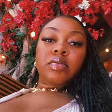 Just had the ultimate cheat meal 😋 Garlic toast, bacon, cheese, and loaded  fries. Can't beat this combo! 🍔🍟