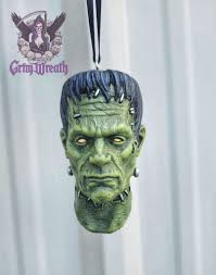 Organizing and Identifying Ornaments for Decoration