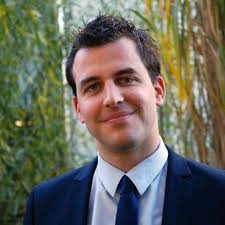 Il donne tout pour François Fillon