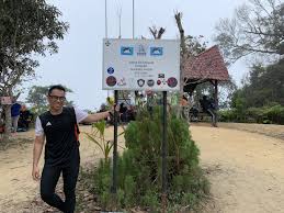 Malezya'nın en yüksek dağları listemde 241. Gunung Angsi Negeri Sembilan Afiq Halid
